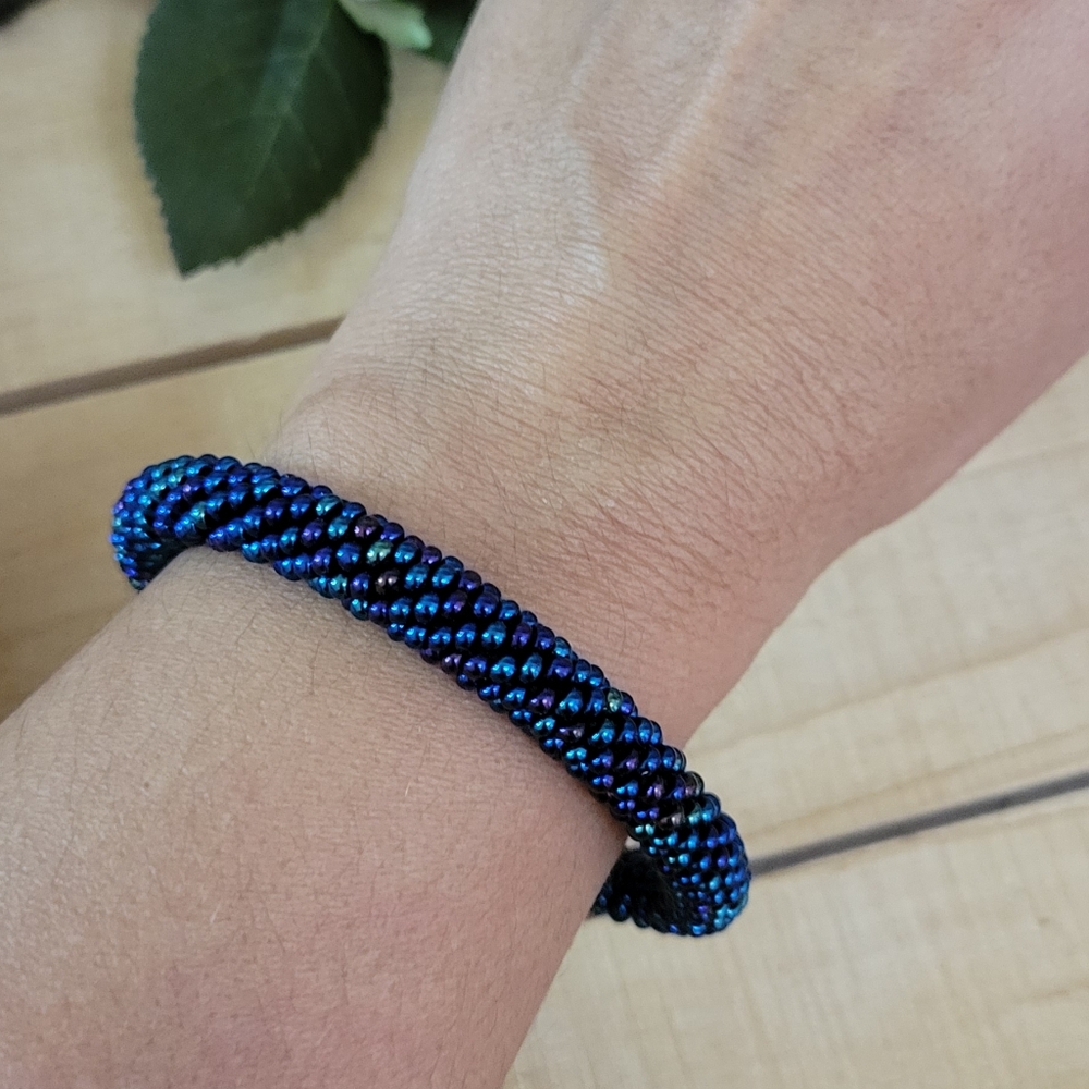 🦋NWT.CR6 Beaded crochet bracelet. Boho Bracelet.Handmade Bangle.Seed Bead Rope.